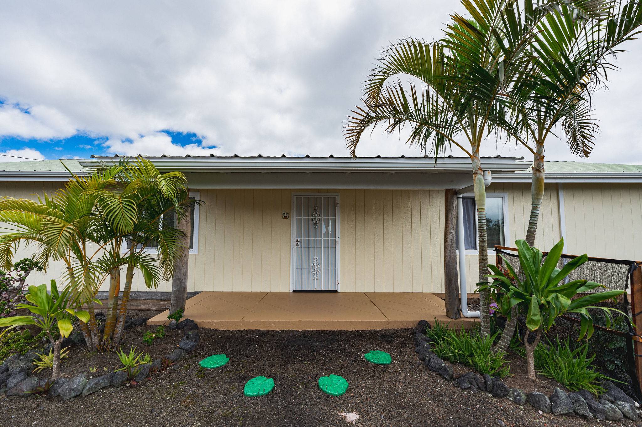 92-8973 LOTUS BLOSSOM LN, Ocean View, HI 96737