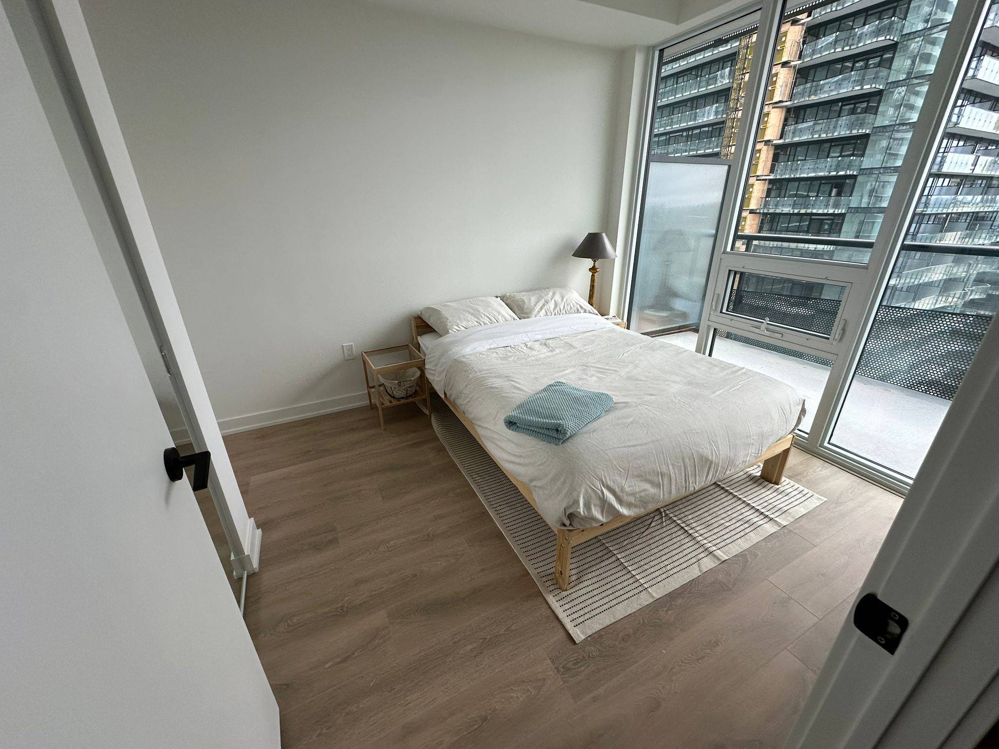117 Broadway AVE #2207, Toronto C10, ON M4P 1V3