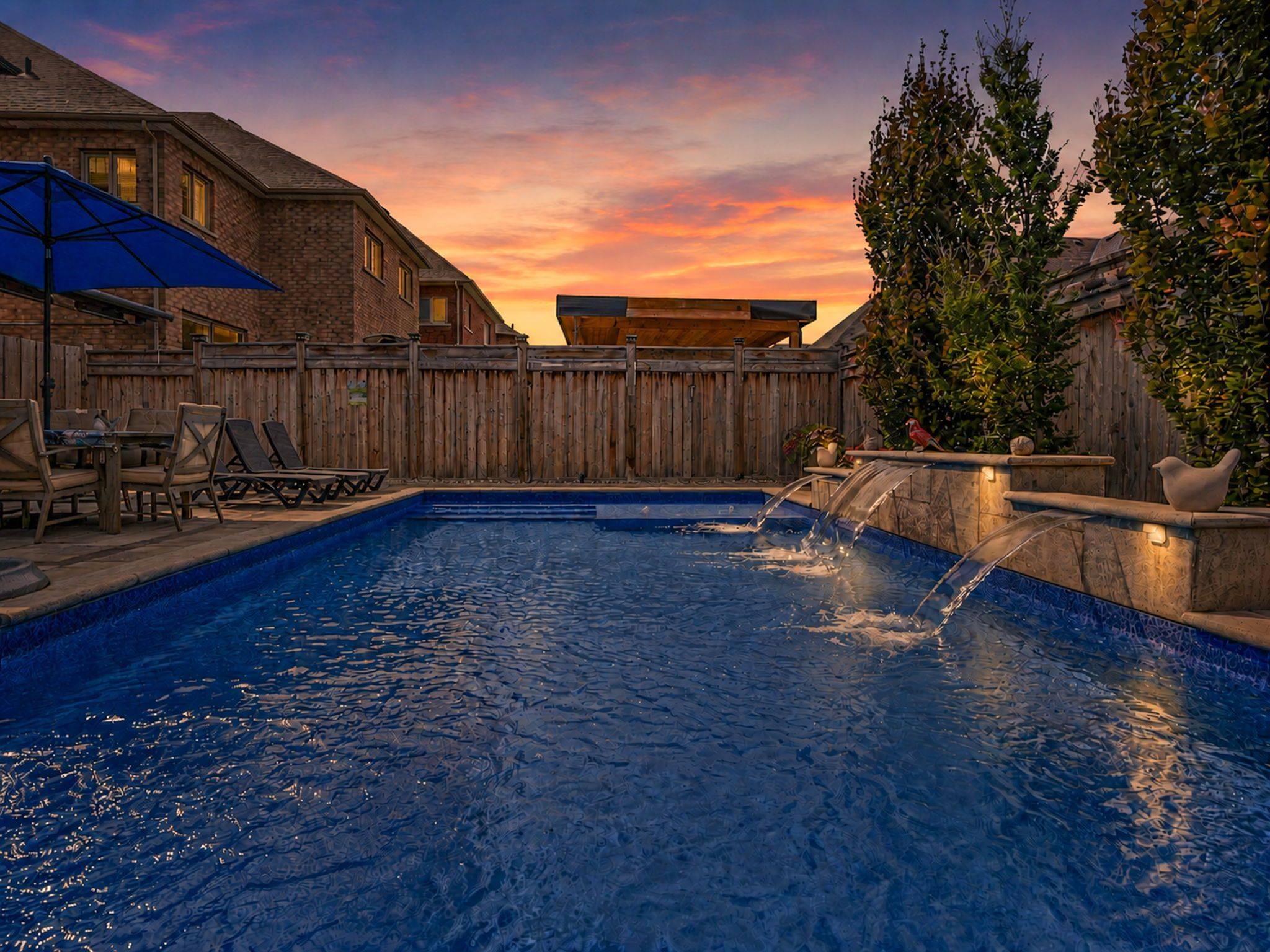 80 Holt DR, New Tecumseth, ON L9R 0H8