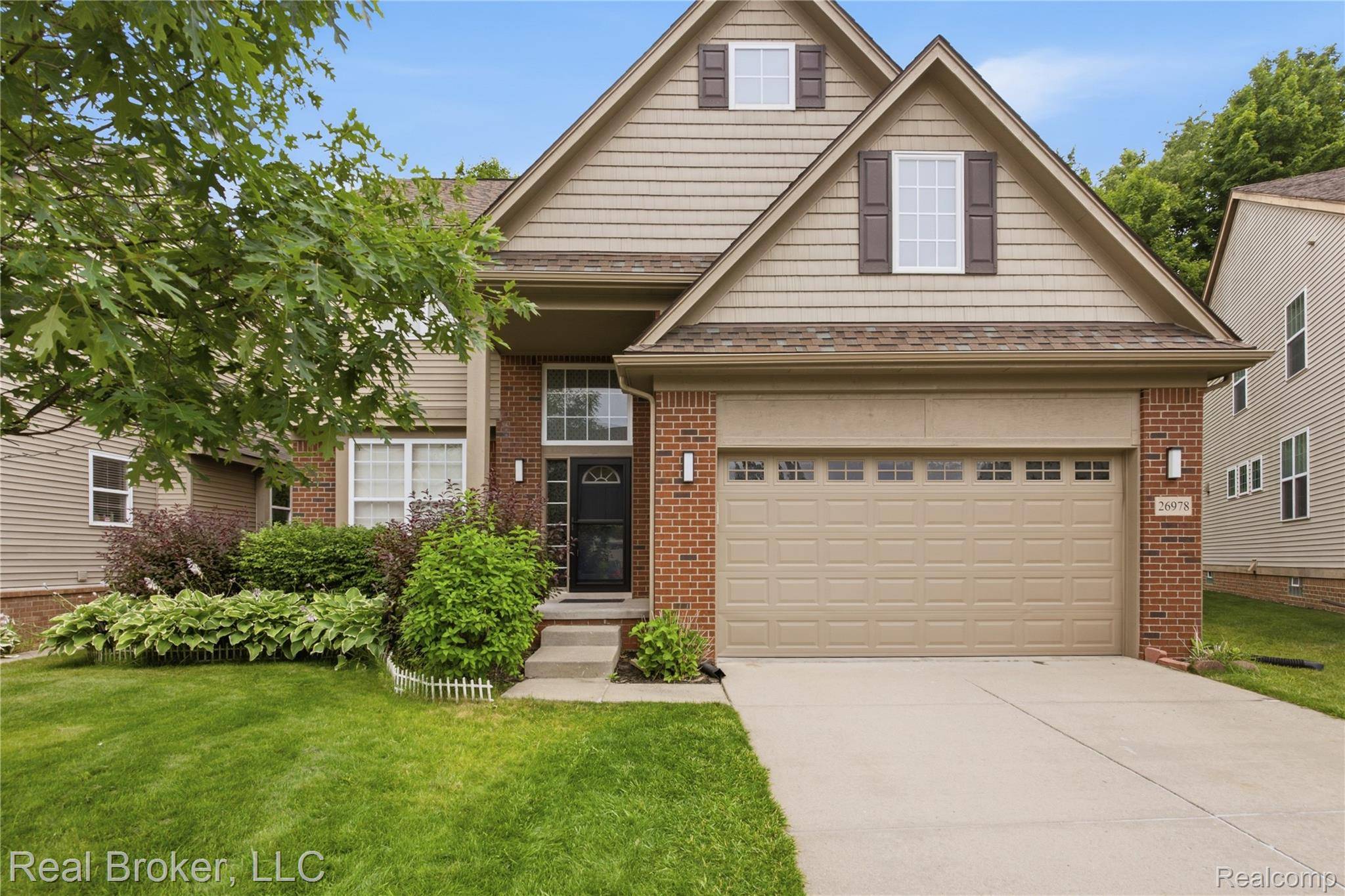 26978 Maxwell CT, Novi, MI 48374