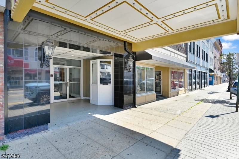 39 W Black Well St Abcde, Dover Town, NJ 07801