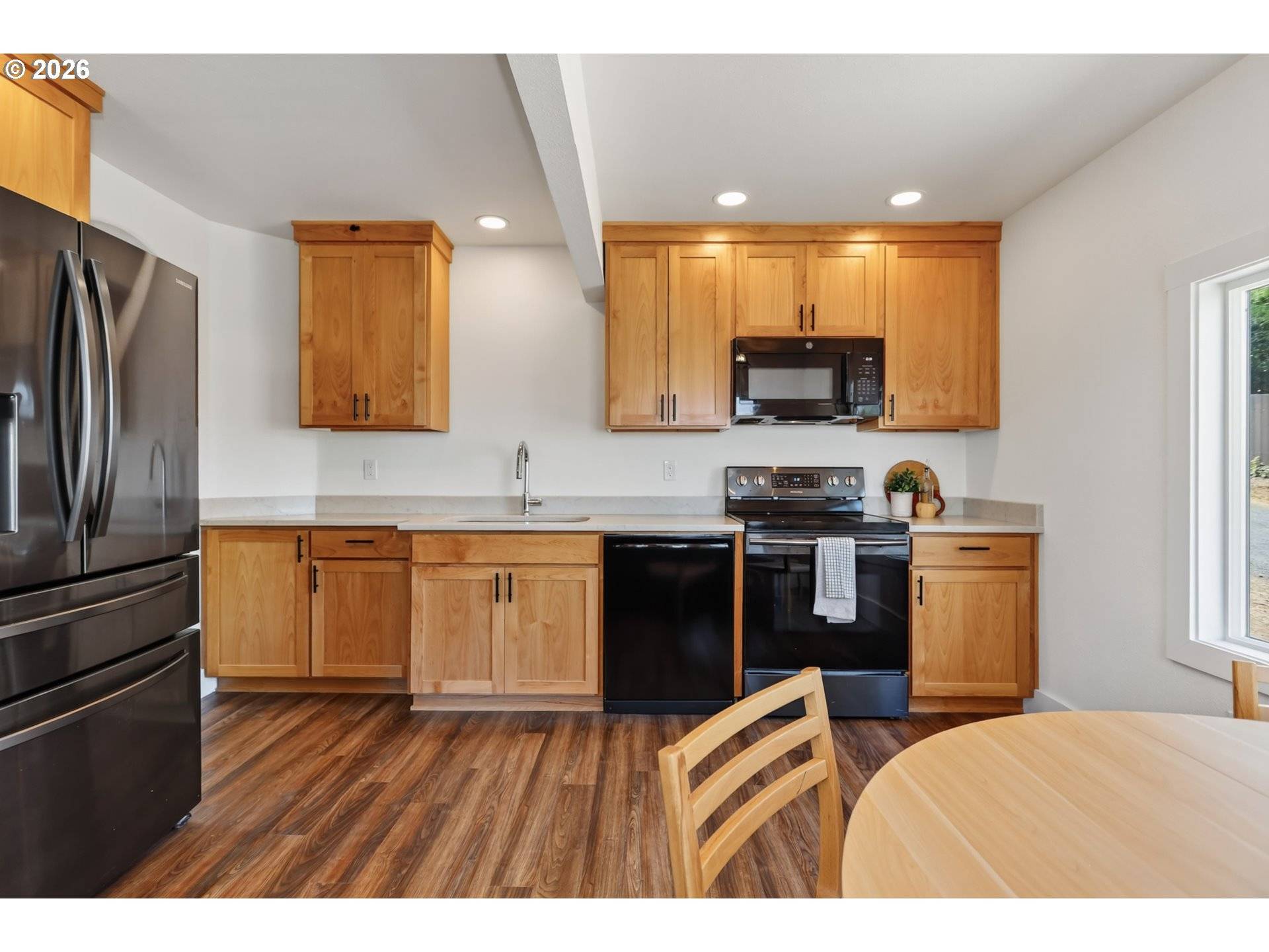 720 E 15TH ST, The Dalles, OR 97058