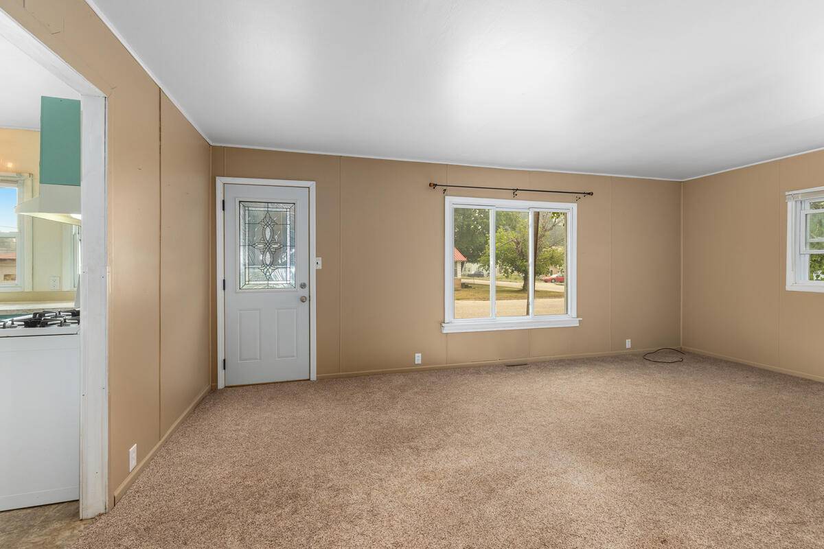 156 Stearns ST, Barryton Vlg-fork Twp, MI 49305