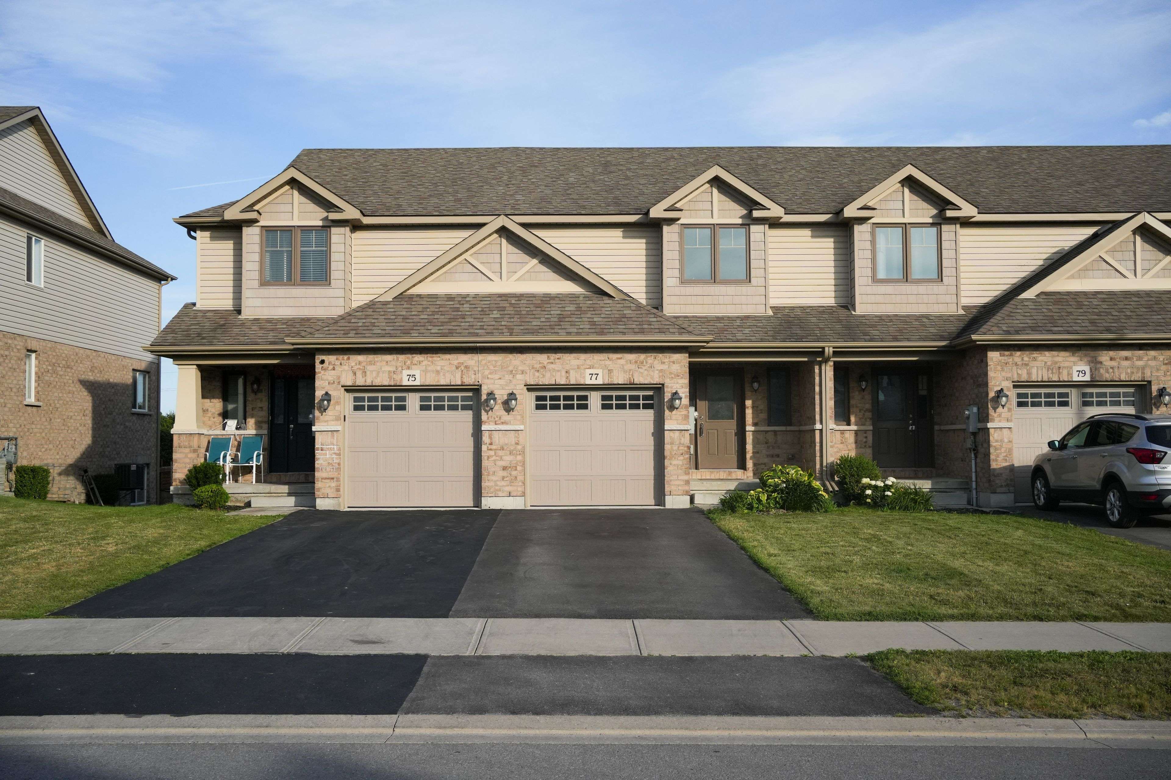 77 Mountain Ash DR, Belleville, ON K8N 0E3