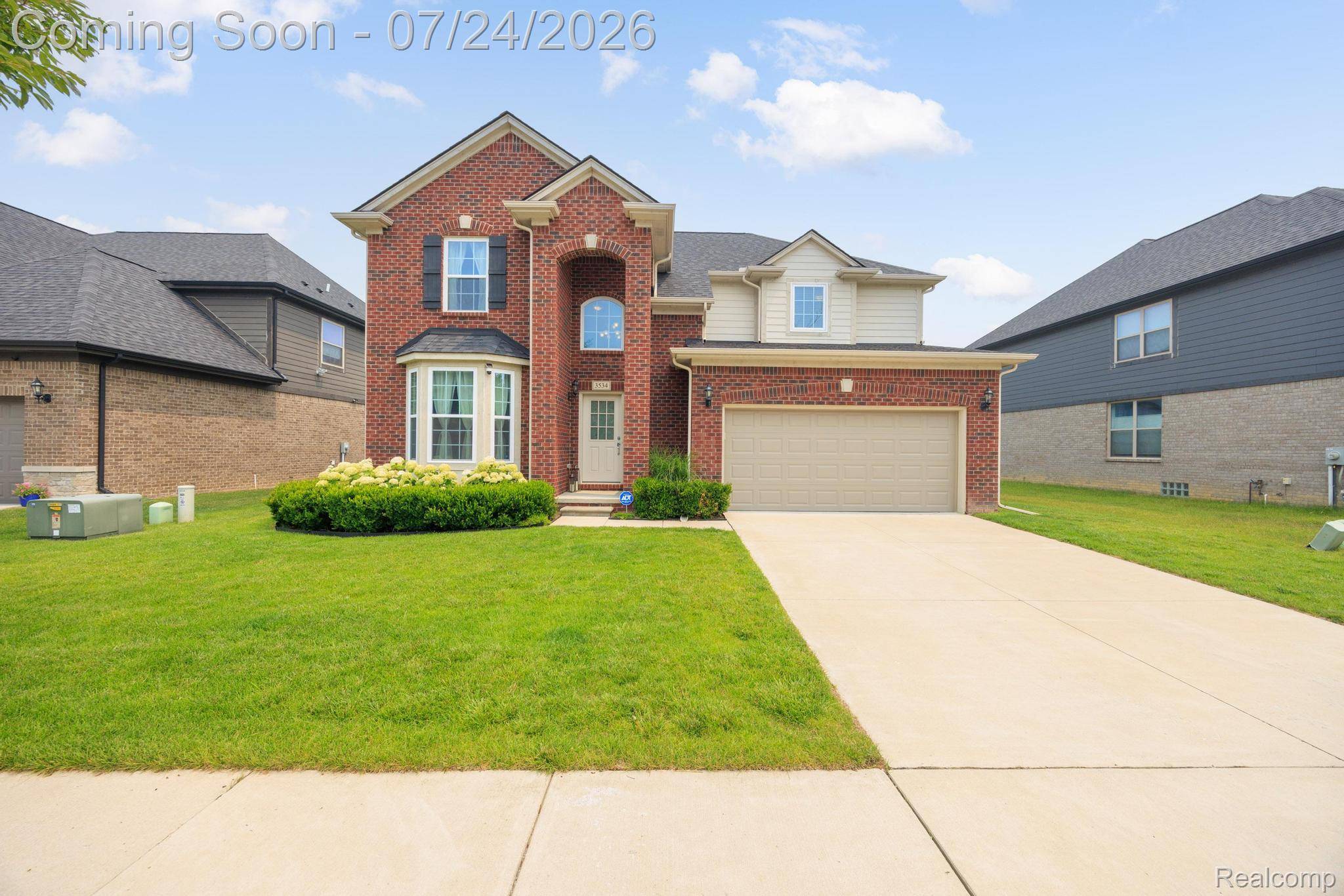 3534 Birchmount DR, Troy, MI 48083