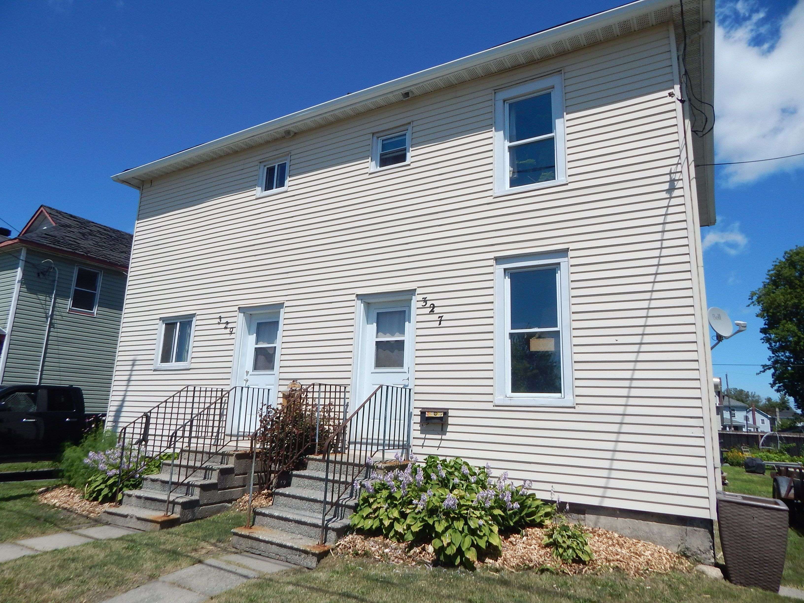 327-329 Brookdale AVE, Cornwall, ON K6J 4P2