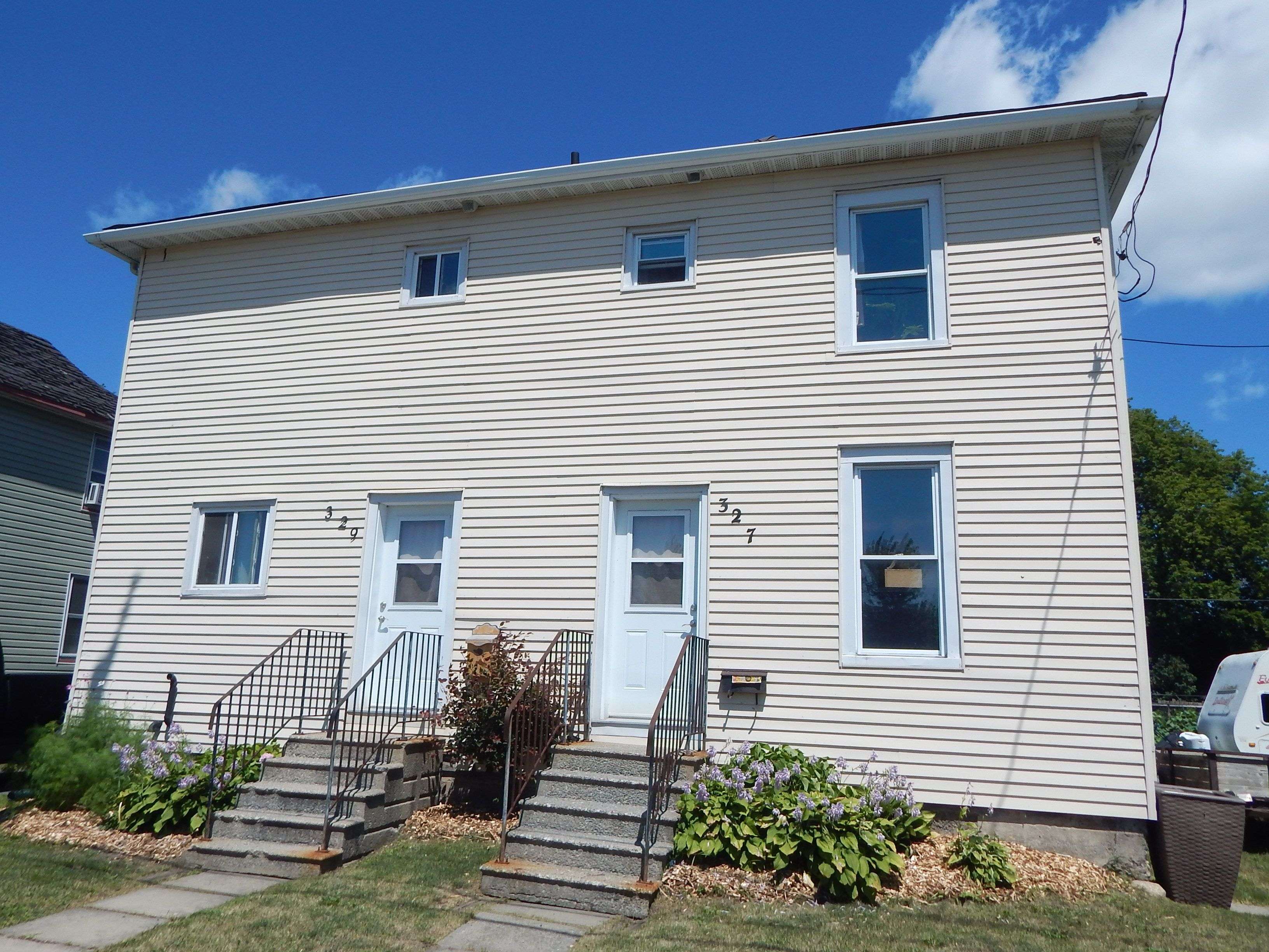 327-329 Brookdale AVE, Cornwall, ON K6J 4P2