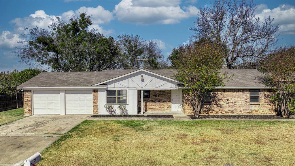 121 Meadow Lane, Aledo, TX 76008
