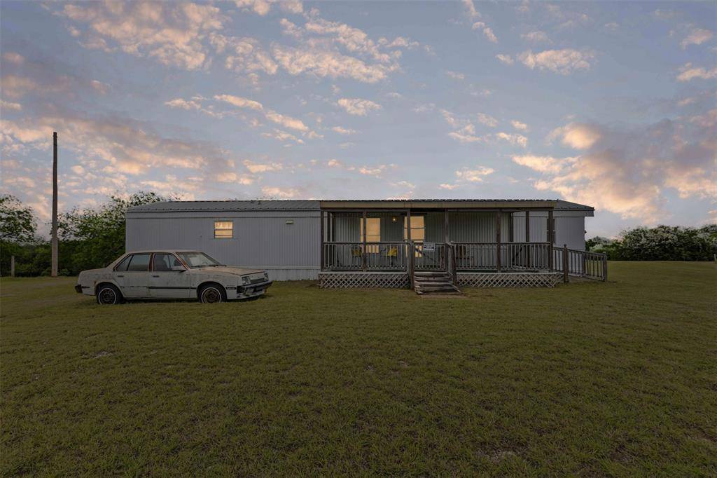 167 Hcr 4105, Covington, TX 76636