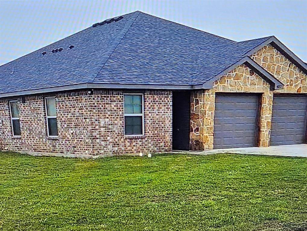 407 W Criner Street, Grandview, TX 76050