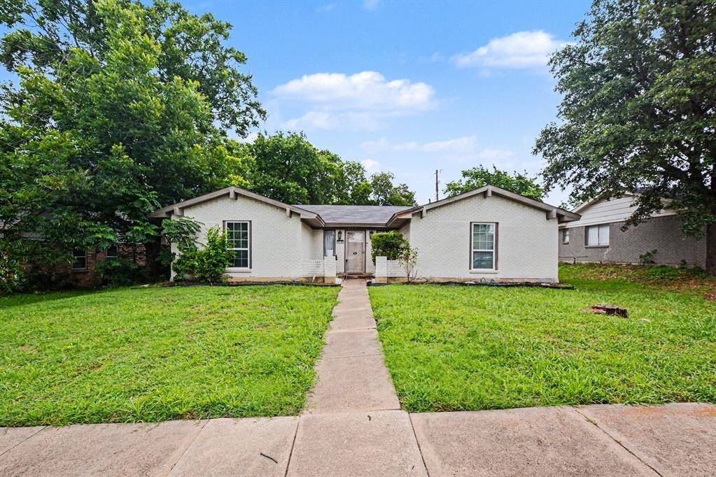 4133 Logan Street, Irving, TX 75062