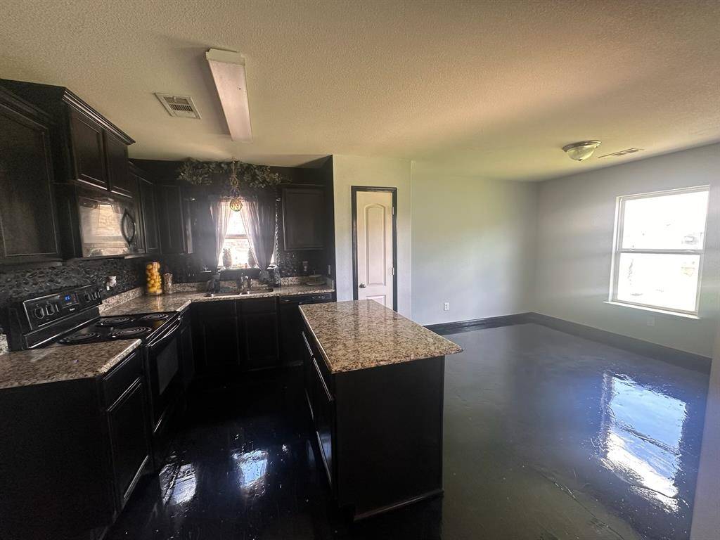 2109 Old Harbor Way, Princeton, TX 75407