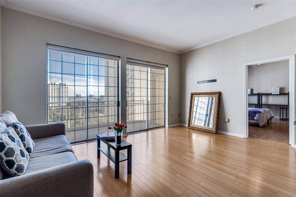 3225 Turtle Creek Boulevard #1017, Dallas, TX 75219