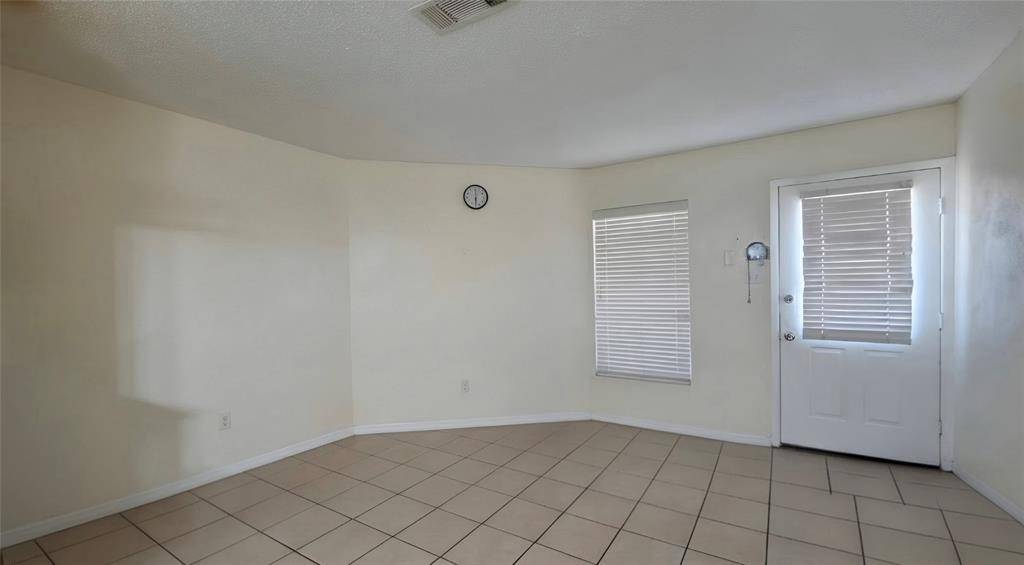 625 Carriagehouse Lane #3G, Garland, TX 75040