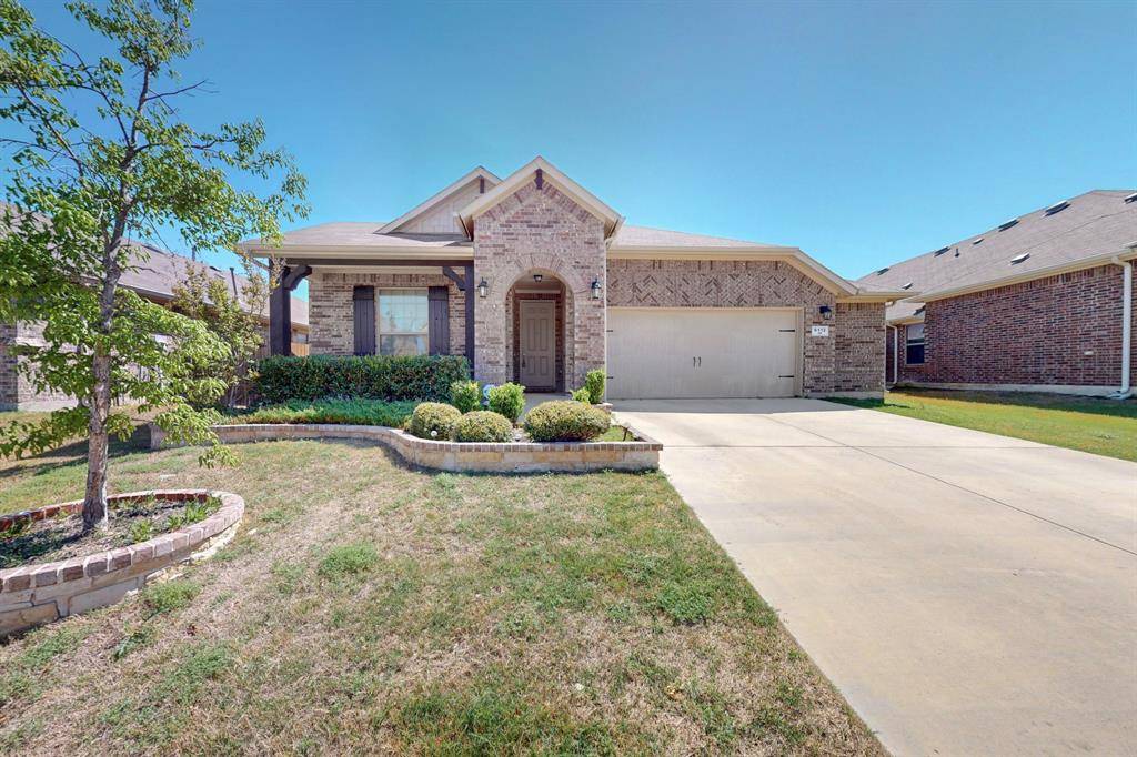 6112 Whale Rock Court, Fort Worth, TX 76179