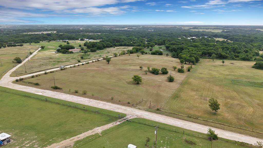 250 Private Road 477, Hillsboro, TX 76645