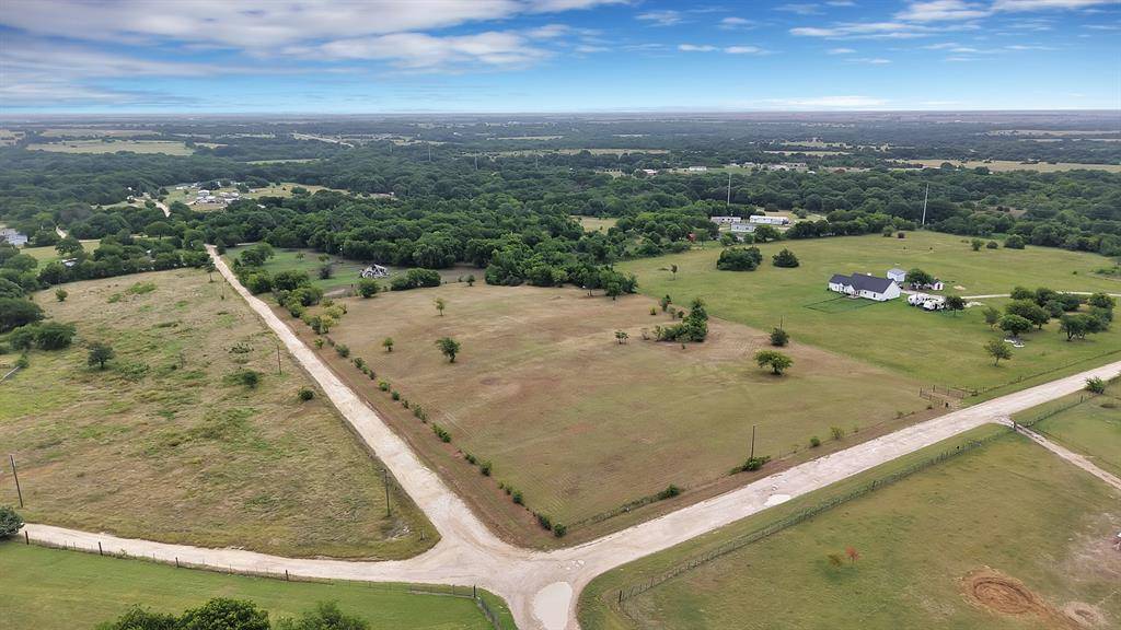 250 Private Road 477, Hillsboro, TX 76645