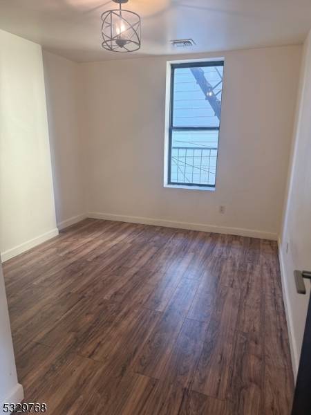 182 Ferry St #2B, Newark City, NJ 07105
