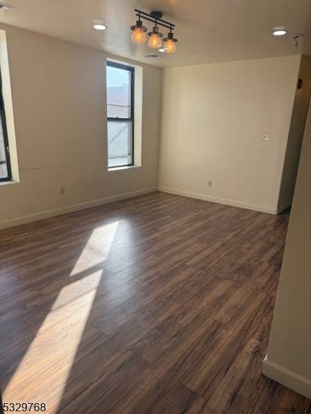 182 Ferry St #2B, Newark City, NJ 07105
