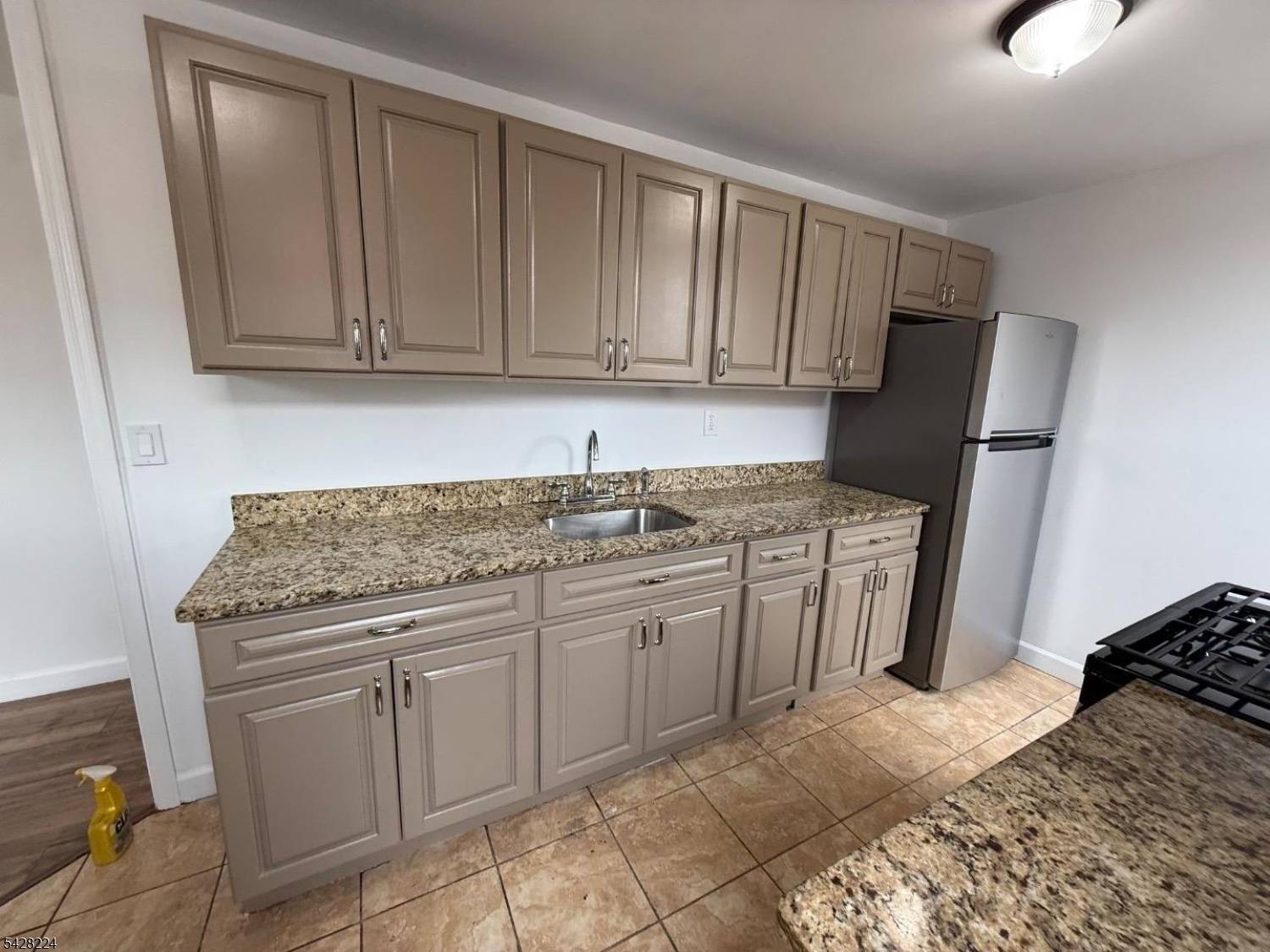 182 Ferry St #2F, Newark City, NJ 07105