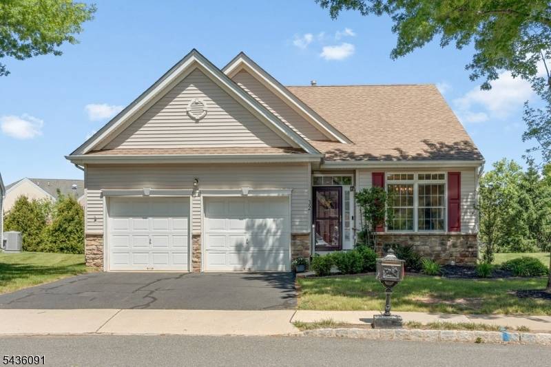 32 Benjamin St, Franklin Twp., NJ 08873