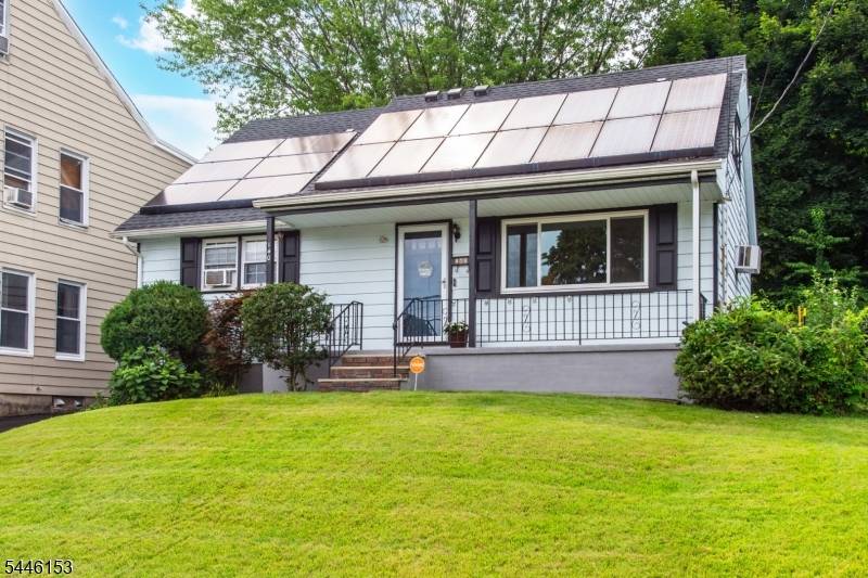 140 Maplewood Ave, Clifton City, NJ 07013