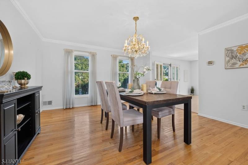 18 Cornell Trl, Hillsborough Twp., NJ 08844