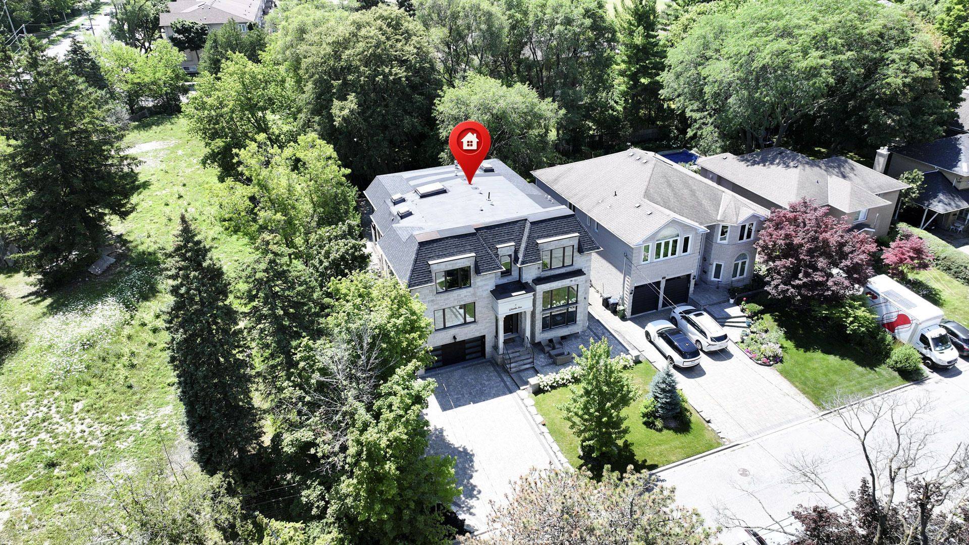 5 Glenelia AVE, Toronto C14, ON M2M 2K6