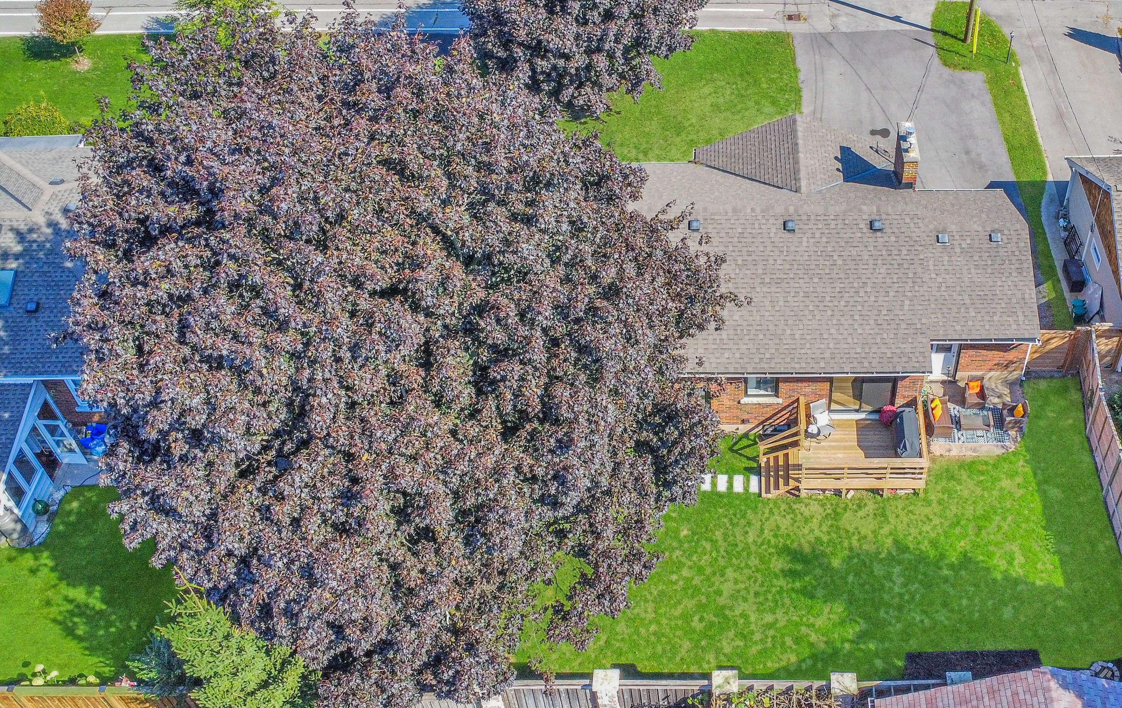 884 Eagle DR, Burlington, ON L7T 3A4