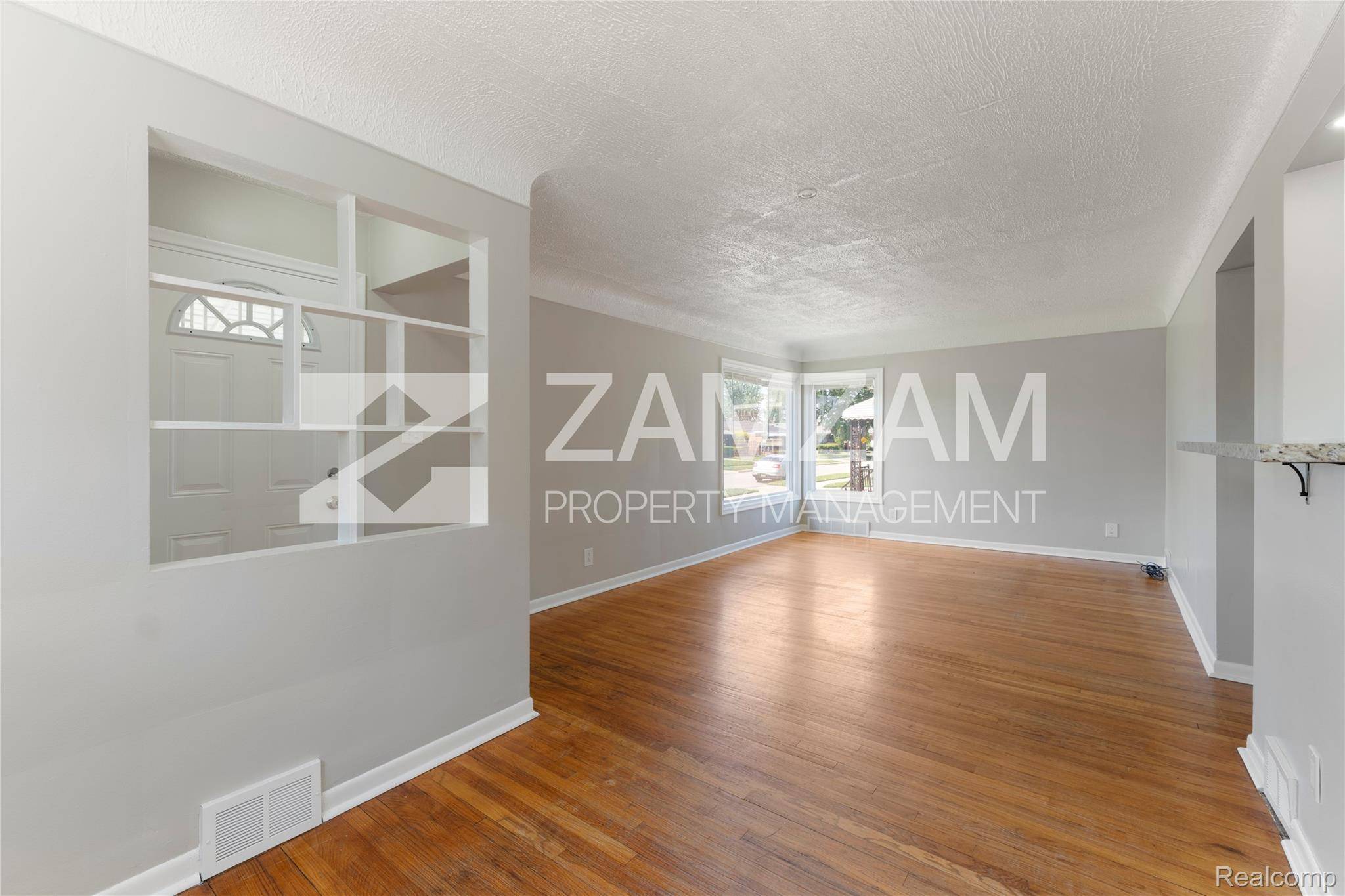 6869 Buhr ST, Detroit, MI 48212