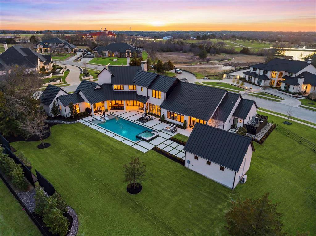 450 Sunrise Ridge Drive, Heath, TX 75032