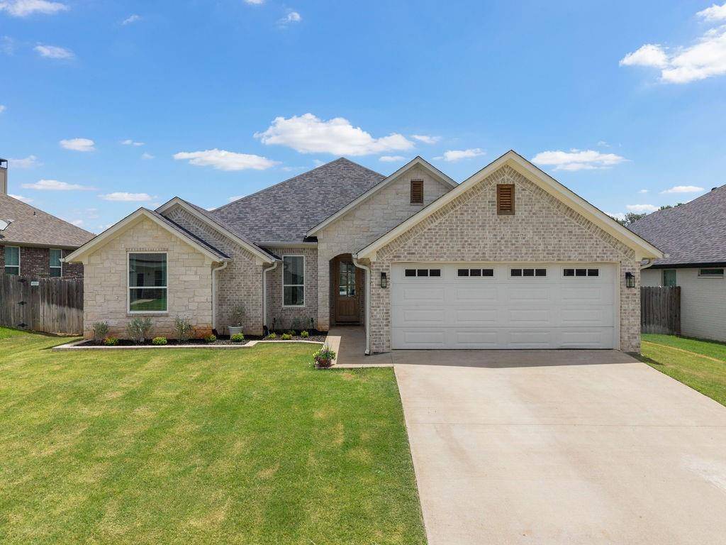 1121 Nate Circle, Bullard, TX 75757