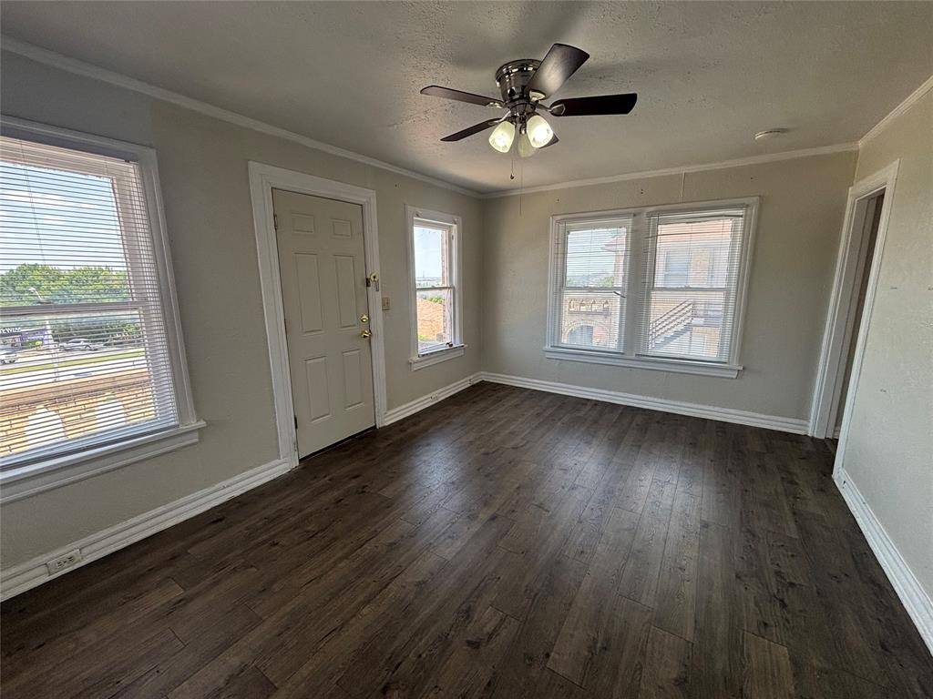 3529 W 7th Street #7, Fort Worth, TX 76107