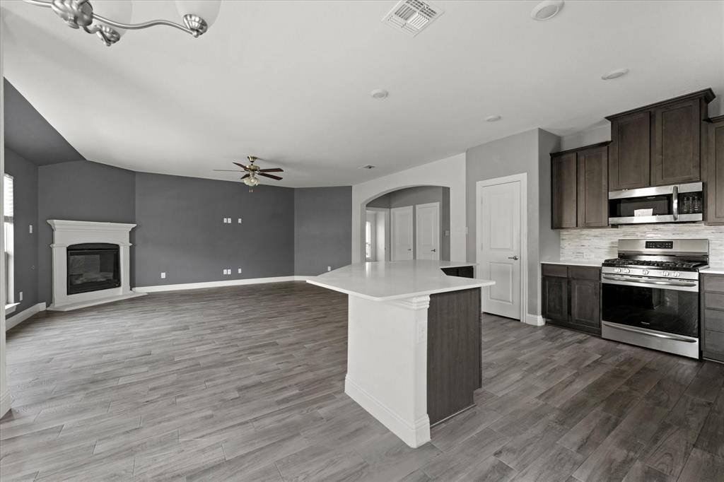 11121 Cobalt Drive, Aubrey, TX 76227