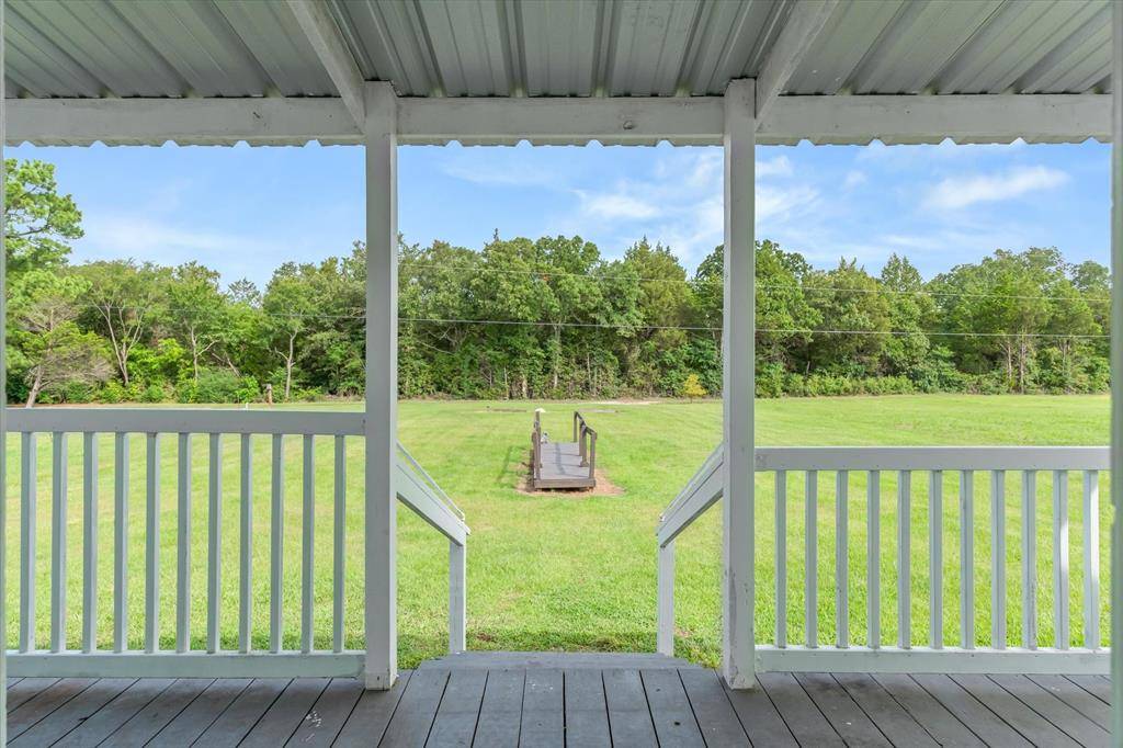 1083 VZ County Road 1319, Grand Saline, TX 75140