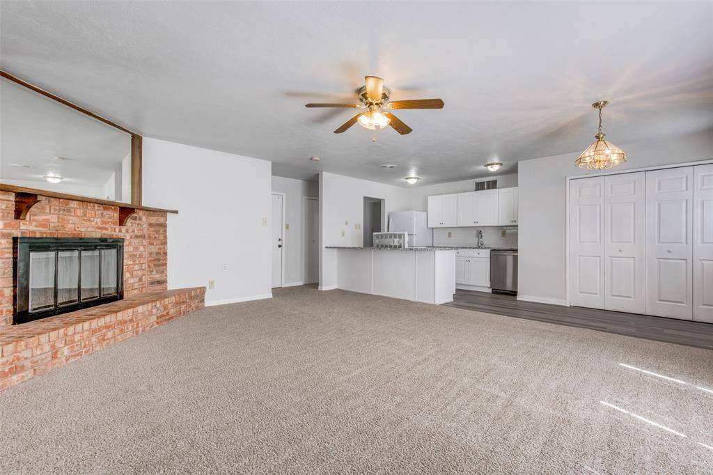 408 Rockcrest Drive, Mesquite, TX 75150
