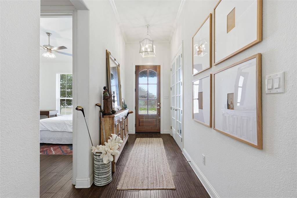 1304 Crown Valley Drive, Weatherford, TX 76087