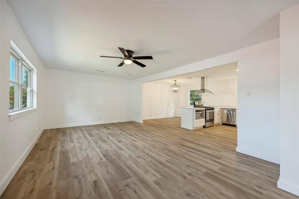 2415 W Morton Street, Denison, TX 75020