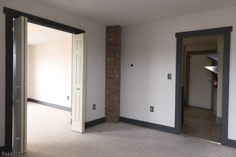 181 Lincoln Pl #3, Garfield City, NJ 07026