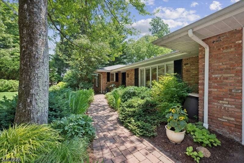 74 Radtke Rd, Randolph Twp., NJ 07869
