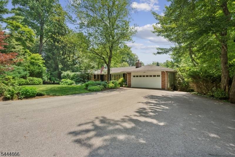 74 Radtke Rd, Randolph Twp., NJ 07869