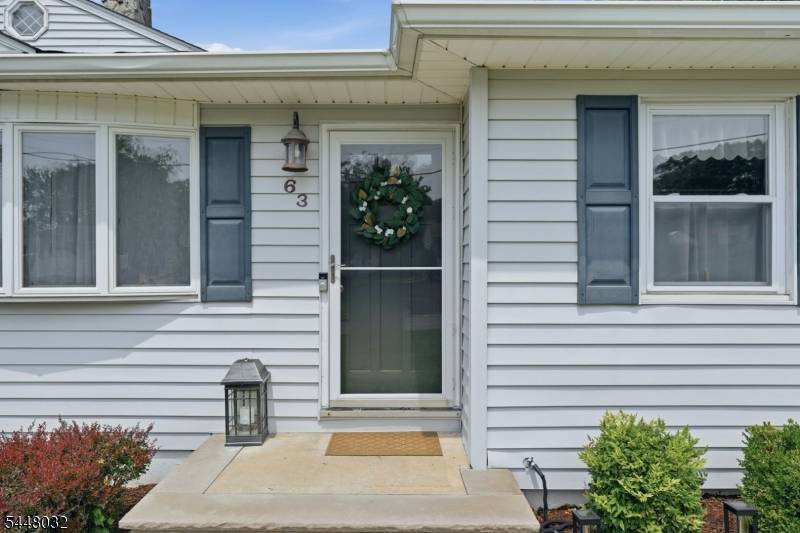 63 Stewart Ave, Little Falls Twp., NJ 07424