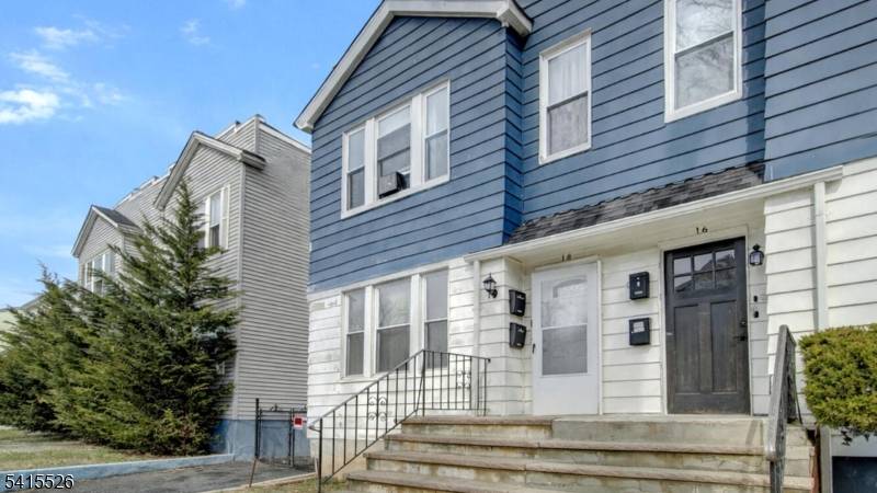 18 Mckay Ave, East Orange City, NJ 07018