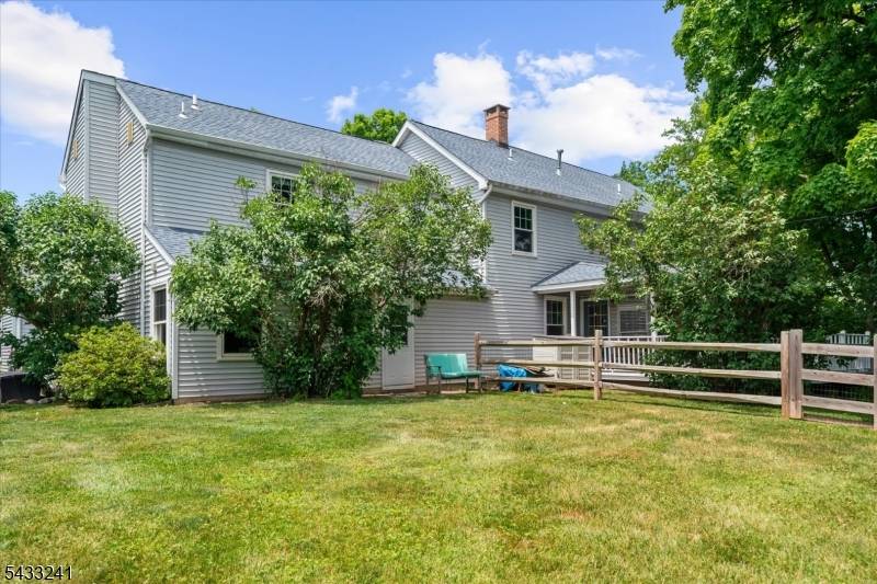 9 Mills Ct, Raritan Twp., NJ 08822