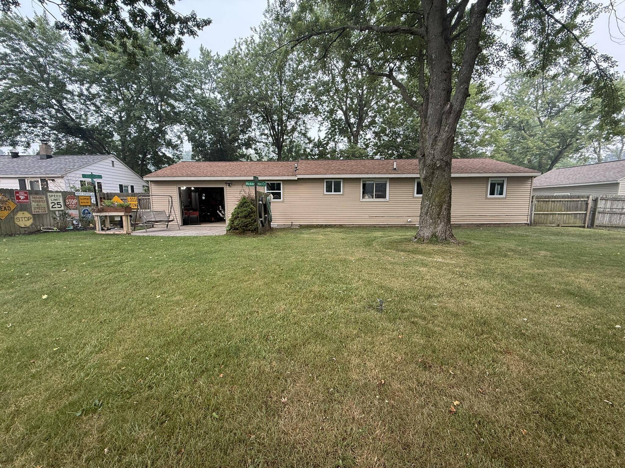 3616 S Sheridan DR, Fruitport Twp, MI 49444