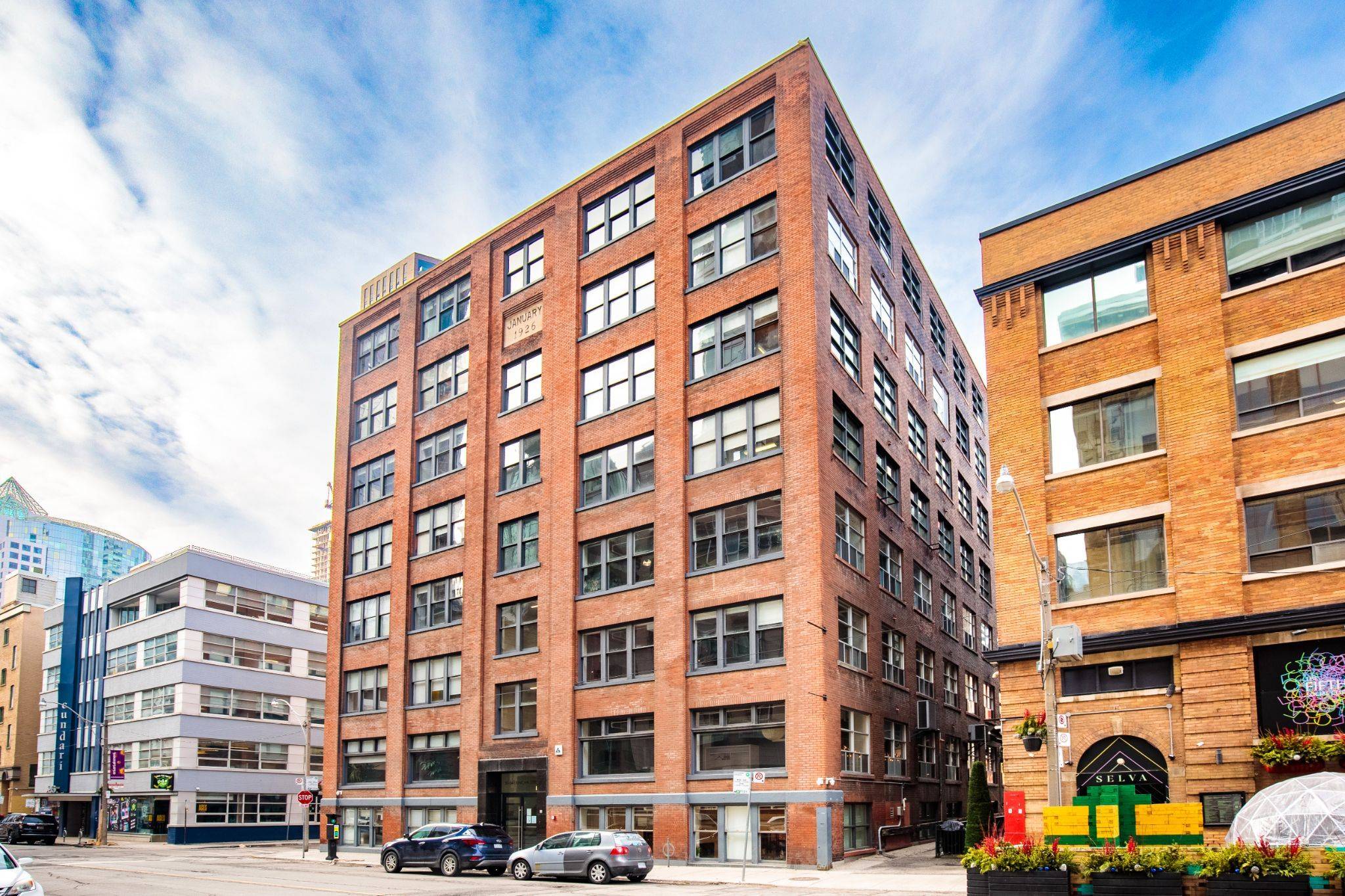 30 Duncan ST #601, Toronto C01, ON M5V 2C4
