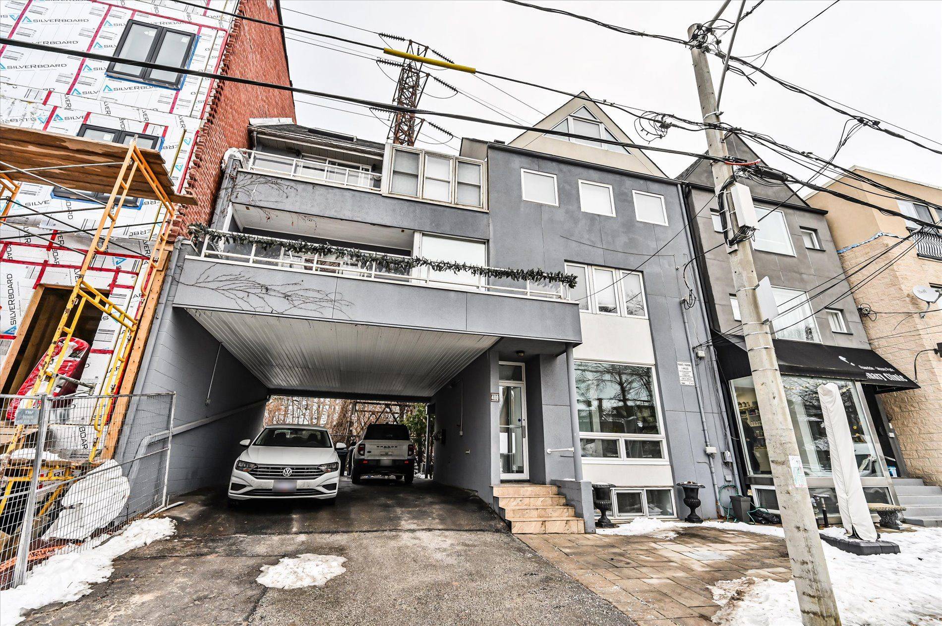 400 Summerhill AVE #3rd Flr, Toronto C09, ON M4W 2E4