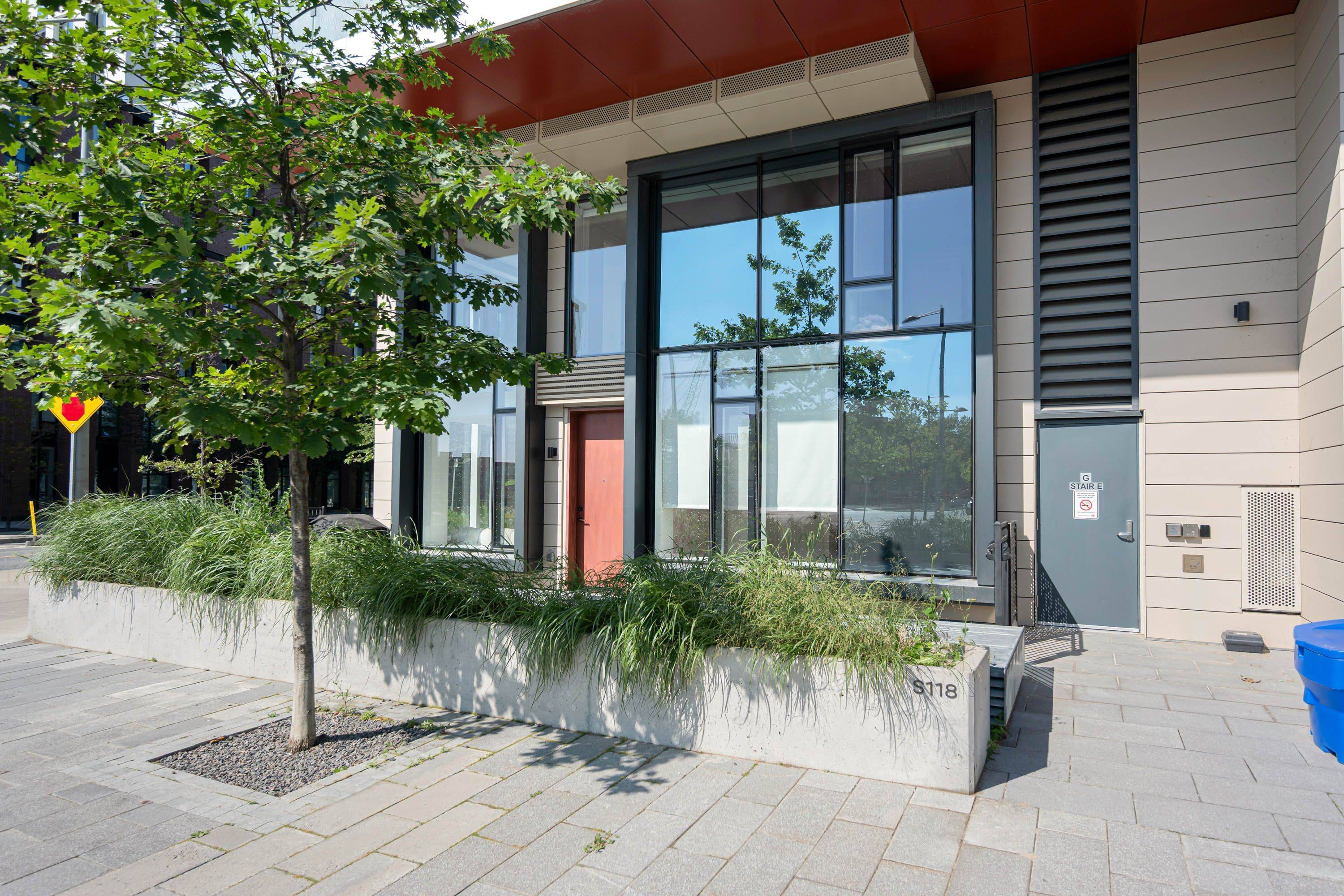 180 Mill ST #S118, Toronto C08, ON M5A 0V7