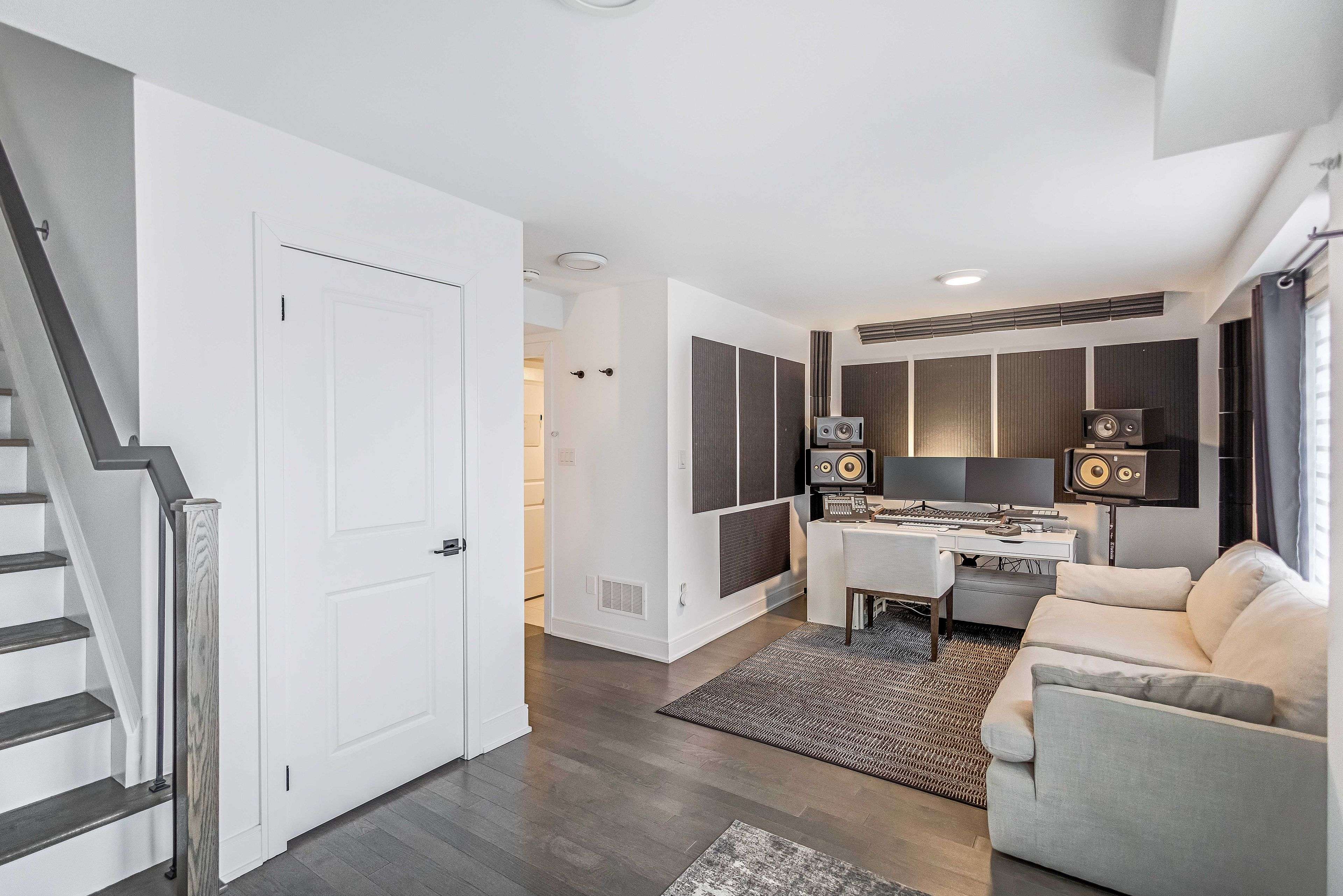 2497 Littlefield CRES, Oakville, ON L6M 5L9