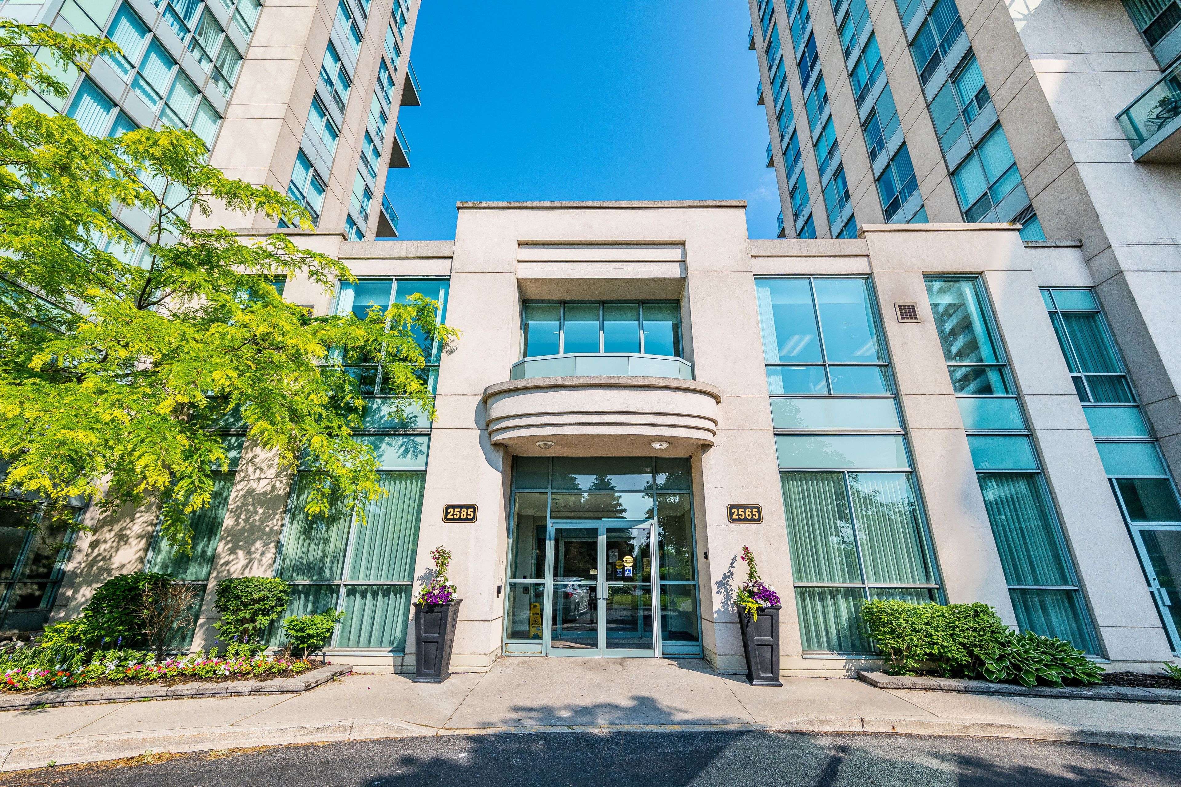 2585 Erin Centre BLVD #1102, Mississauga, ON L5M 6Z7